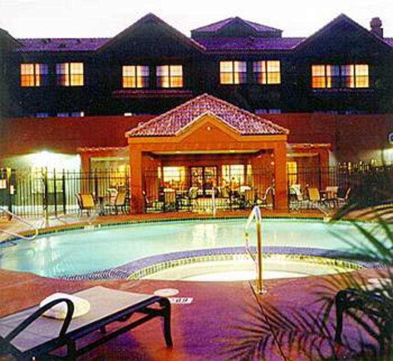 Hilton Garden Inn Phoenix Airport Exterior foto